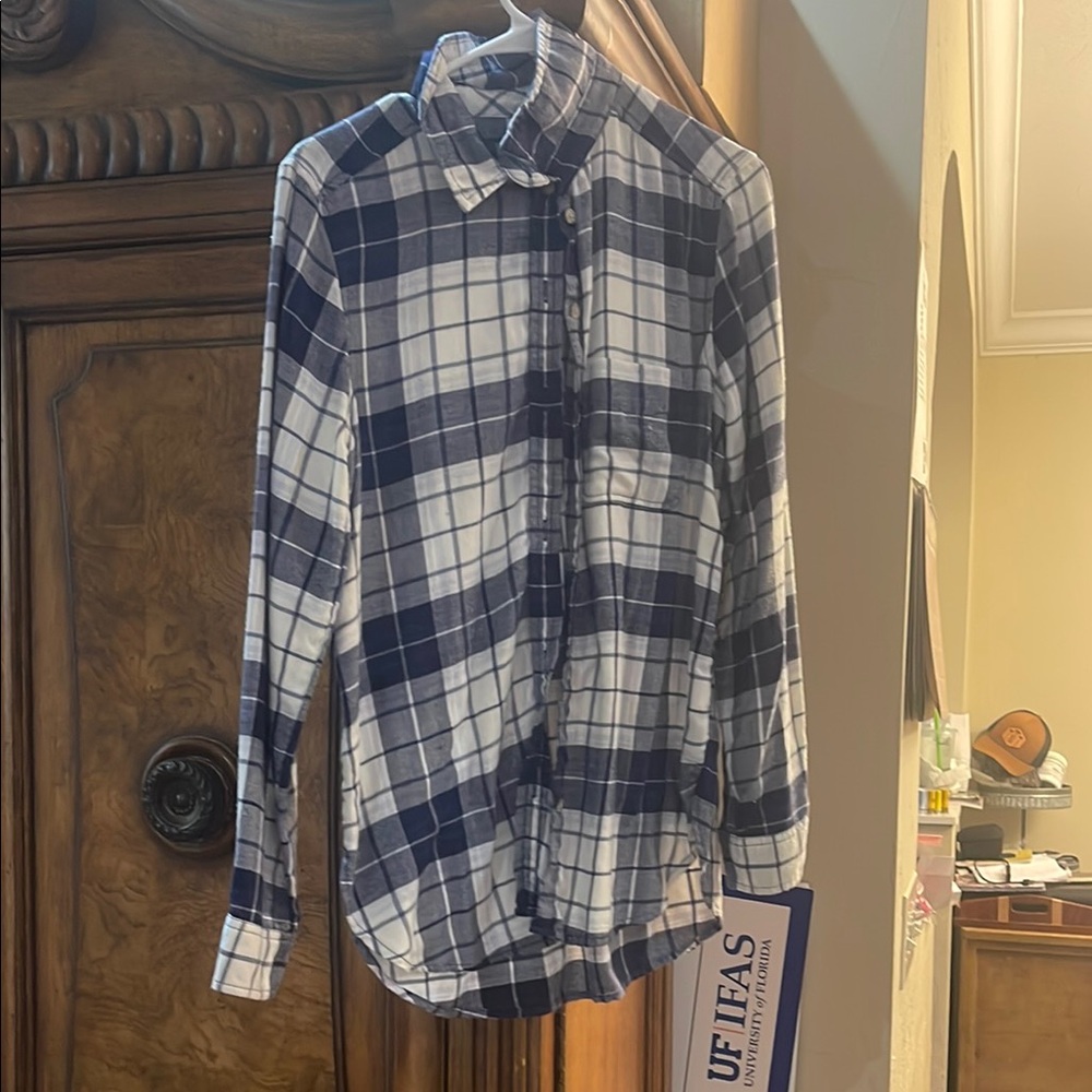 Men's Blue and White Plaid Shirt